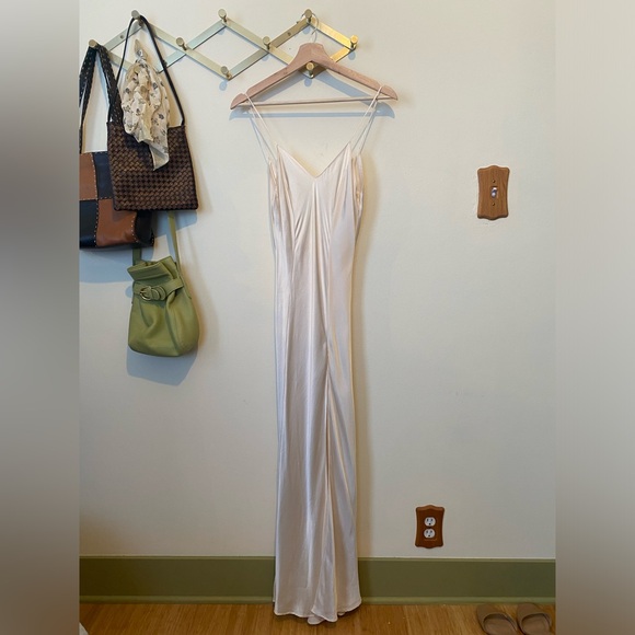 Victoria's Secret Other - Victoria’s Secret Vintage Ivory Silk Nightgown